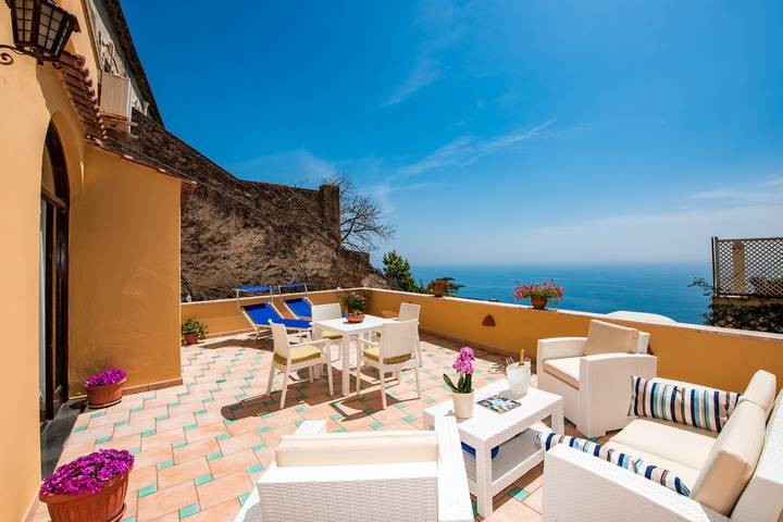 Vacation rental for 4 people, with Terrace in Positano