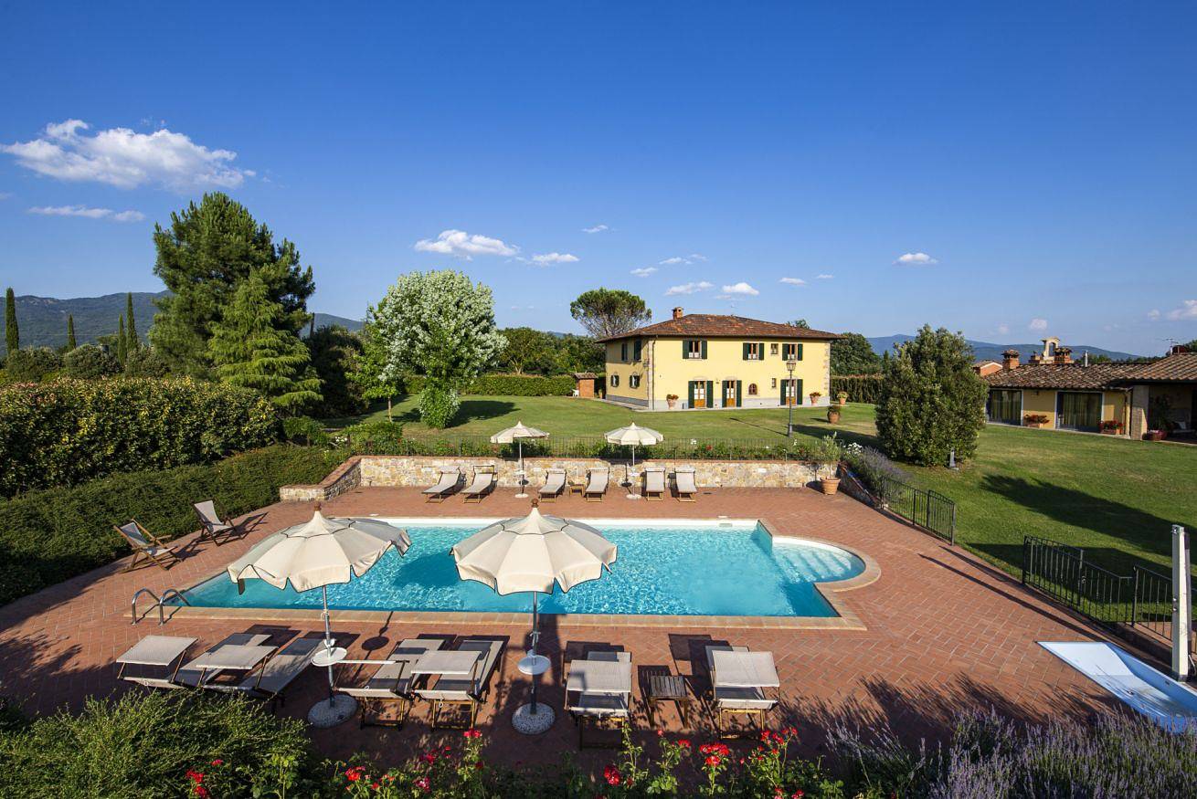 Villa Farmi by Mmega in Bibbiena, Casentino