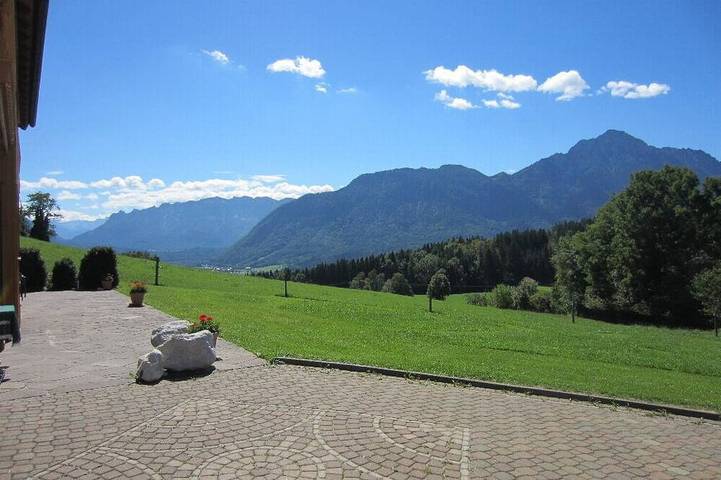 Ganze Wohnung, Ferienwohnung Zwiesel 45 qm, 2 Schlafzimmer, Wohnküche, Balkon in Piding, Bayerische Alpen