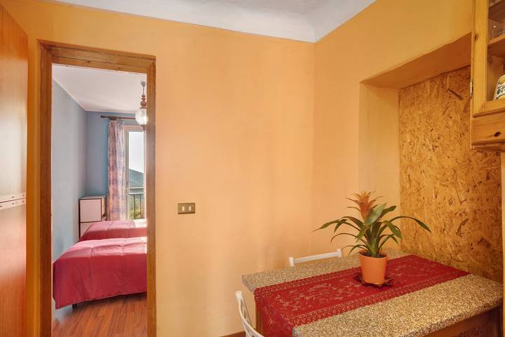 Appartamento intero, Appartamento 'Casa Vita' con vista mare, giardino privato e Wi-Fi in Vallebona, Riviera di Ponente
