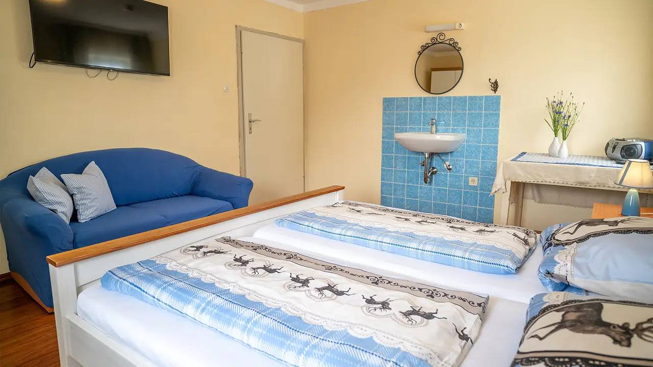 Ganze Ferienwohnung, Ferienwohnung für 5 Personen (48 m²) in Kirchanschöring in Kirchanschöring, Rupertiwinkel