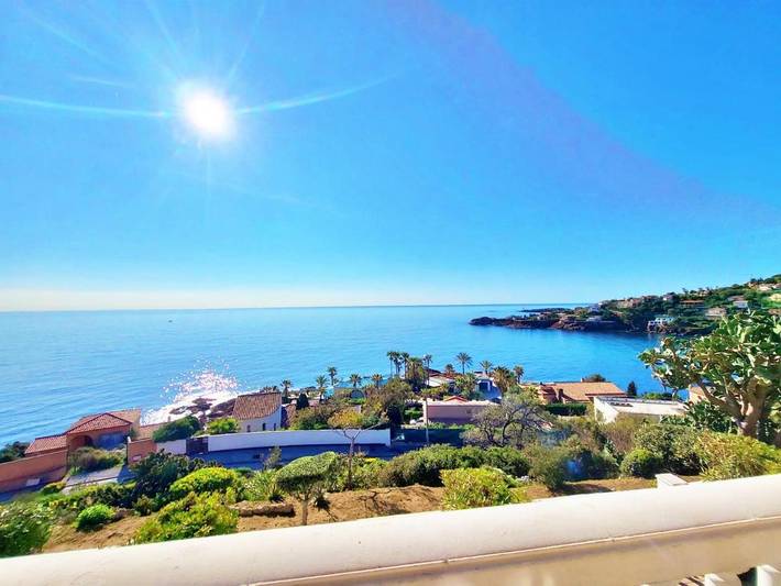 Gîte pour 4 personnes, avec balcon et vue dans Plage d'Anthéor - 3