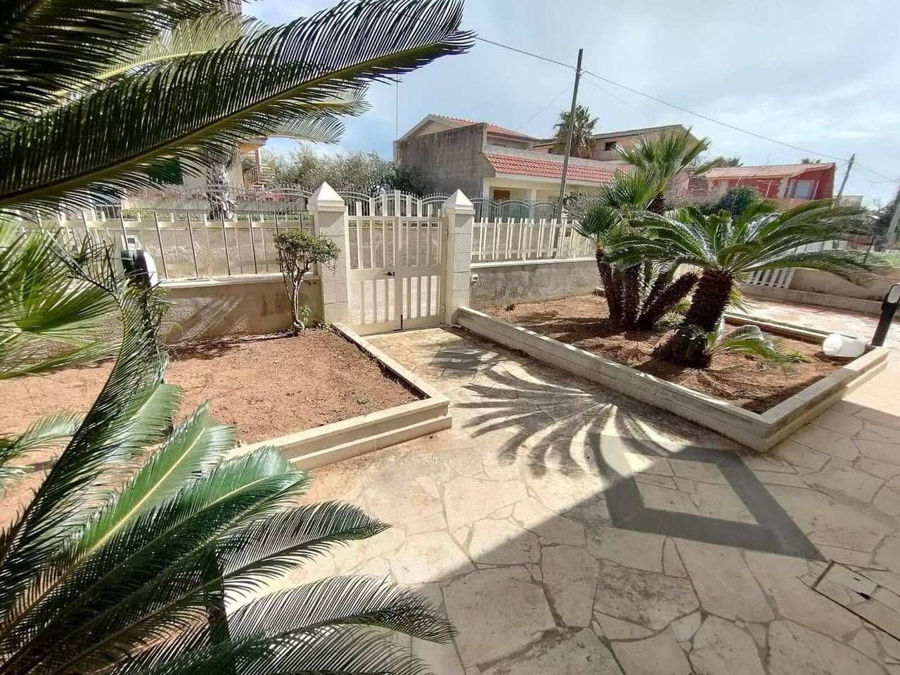 Ferienhaus 'Villetta Roby' mit privater Terrasse, privatem Garten und Klimaanlage in Marina di Modica, Modica