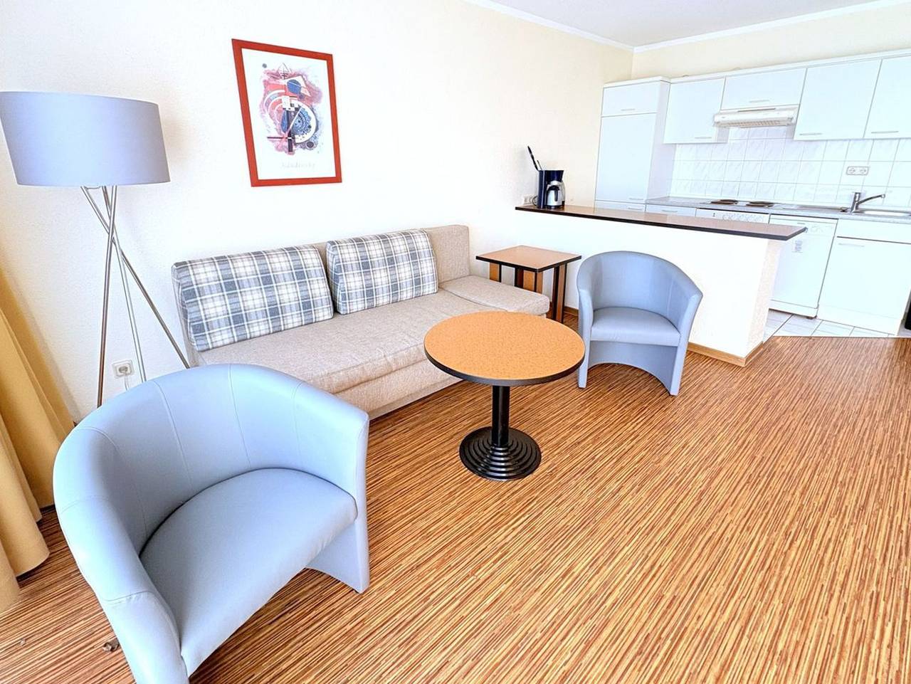 Ganze Ferienwohnung, Boddenhof Apartment 46 - ebenerdig, tierfreundlich - Ferienwohnung 46 – Helles Erdgeschossapartment mit Wlan und Terrasse in Buschvitz, Bergen auf Rügen und Umgebung