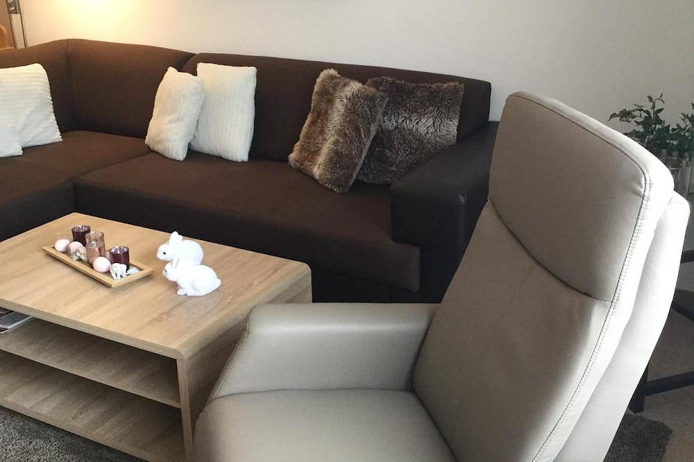 Ganze Wohnung, Exklusive Fewo am Sonnenhang in Willingen (100m bis zur neuen 8er-Sesselbahn) in Willingen, die Mittelgebirge
