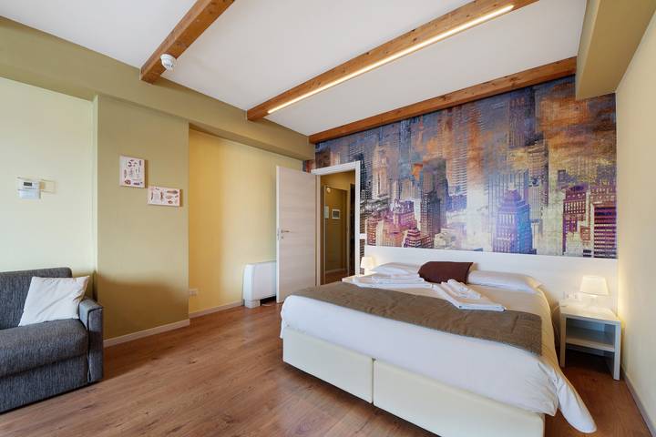 Ferienwohnung für 4 Personen, mit Kinderpool und Seeblick sowie Garten, mit Haustier - 1