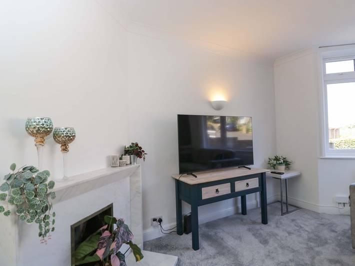 Gîte pour 8 personnes, avec jardin à Bath - 4