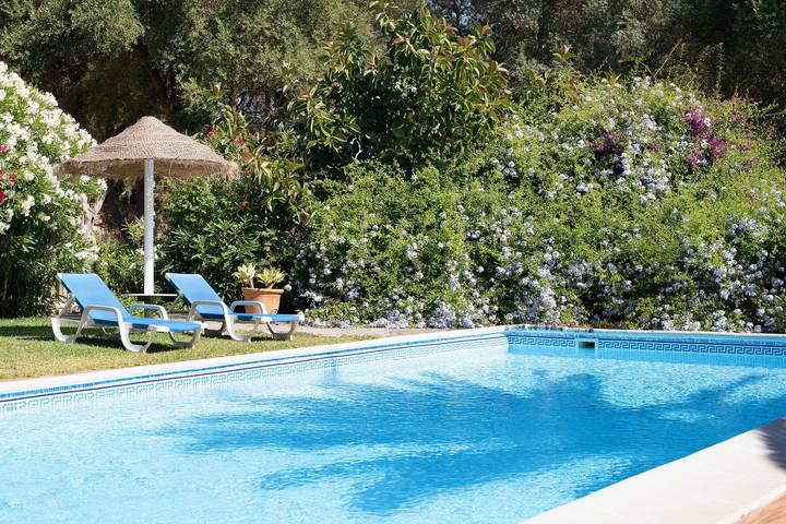 Maison de campagne 'Maximón Gran Suite Relax' avec vue sur la mer, Wi-Fi et climatisation in Los Caños de Meca, Barbate
