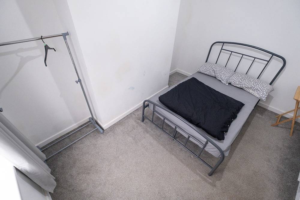 Awesome Home Stoke-on-trent in Stoke-on-Trent, Midlands