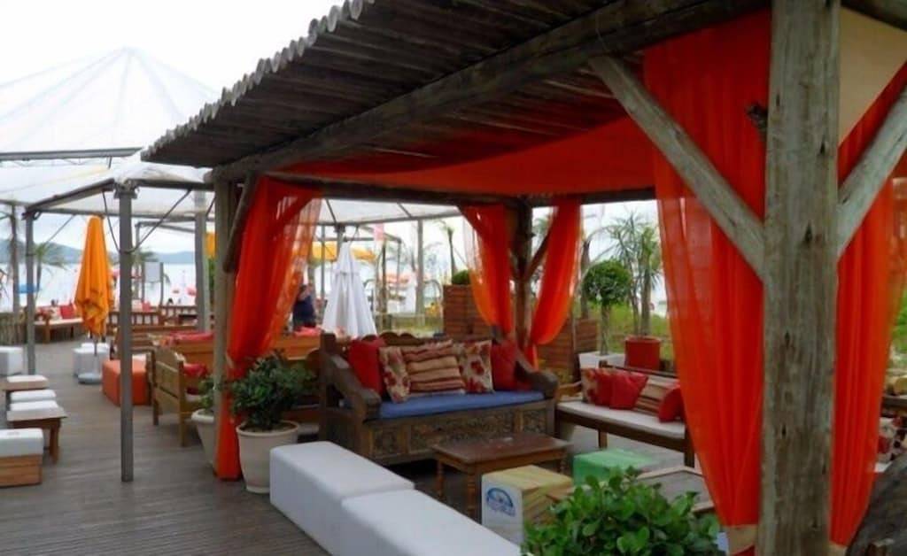 Jurere International 5Br Haus mit Pool - 200 m vom Strand in Praia do Forte SC, Florianópolis