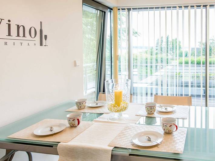Ferienwohnung für 3 Personen, mit Balkon und Terrasse sowie Garten und Seeblick in Meierwik - 2
