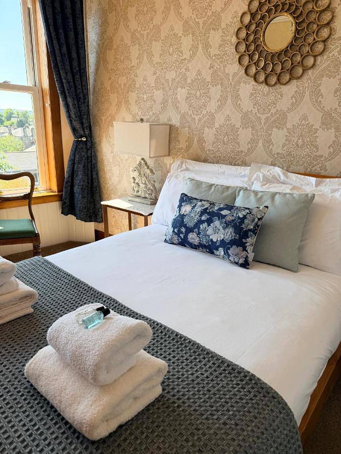Chambre d’hôte pour 2 personnes, avec Terrasse ainsi que Jardin et Vue à Stirling - 3