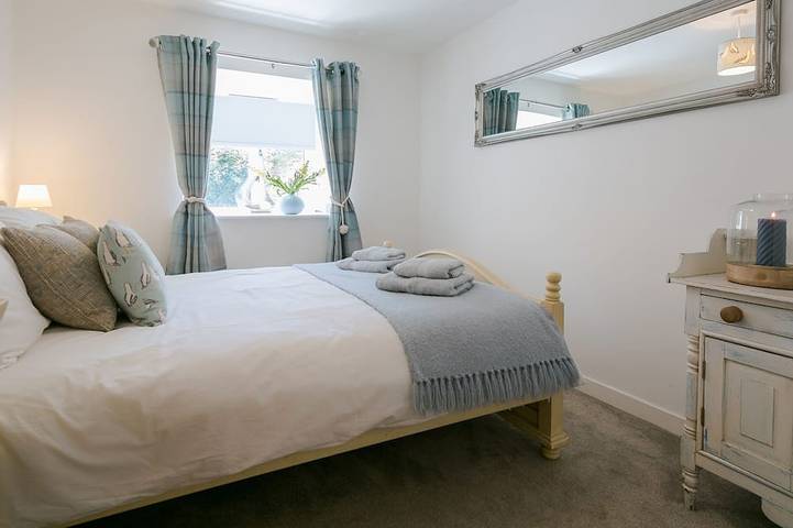 Gwenyn Haf Bach - Schlafmöglichkeiten für 2 Gäste in 1 Schlafzimmer in Nefyn, Gwynedd