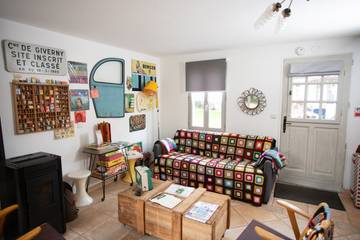 Gîte pour 6 personnes, avec jardin ainsi que piscine et terrasse dans Yvelines