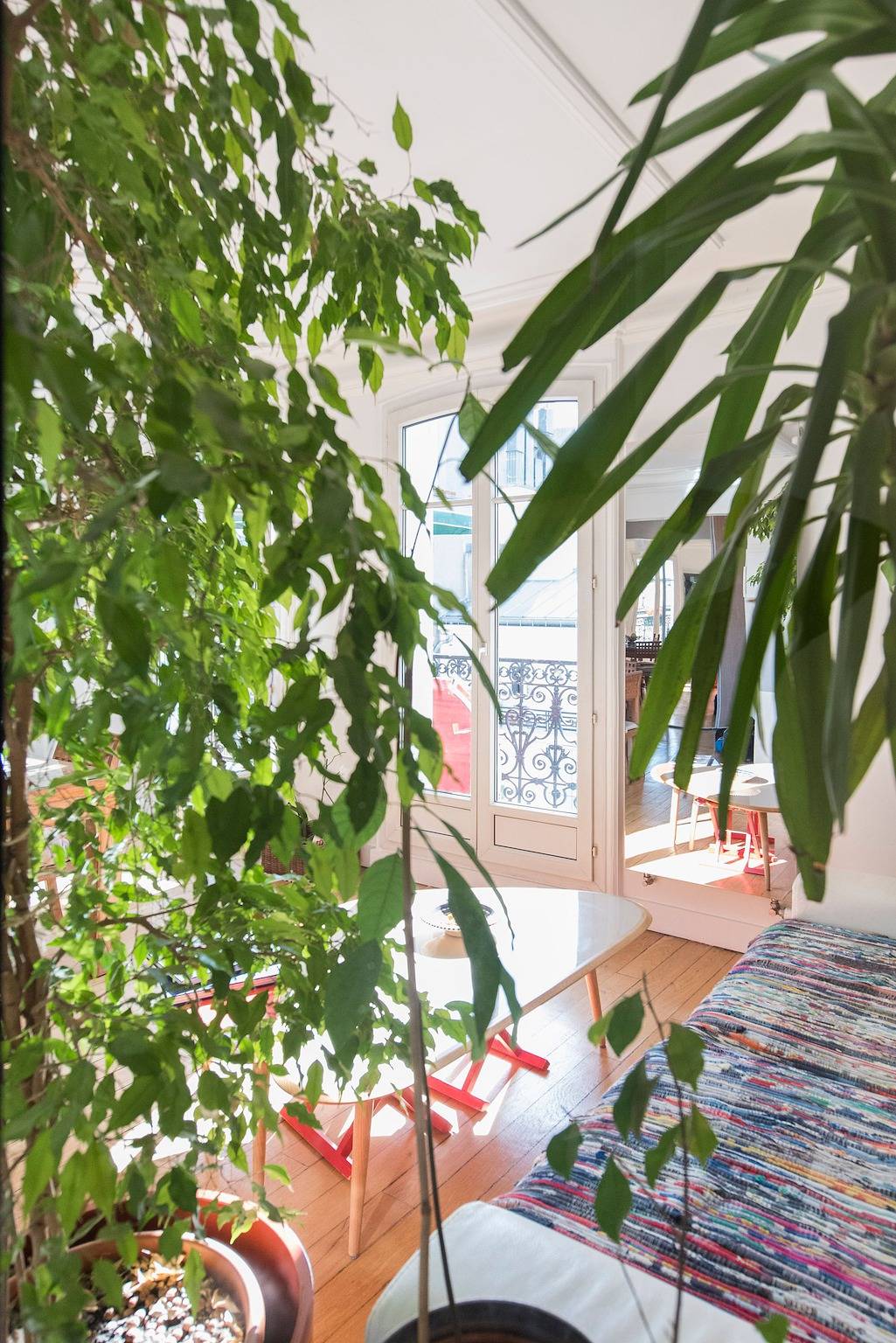 Entire apartment, By the Palais Royal in Paris in Paris, Ile de France