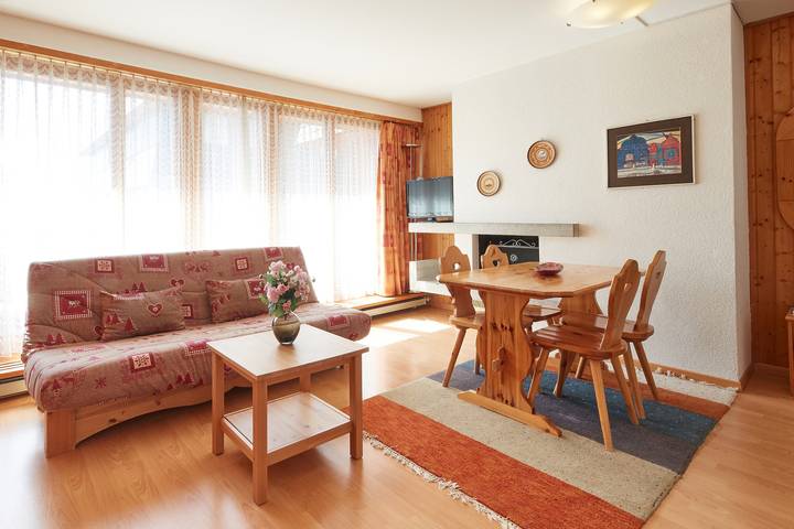 Ferienwohnung für 3 Personen, mit Balkon/Terrasse und Pool sowie Balkon und Sauna - 1