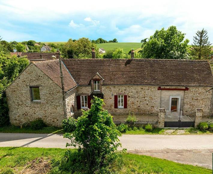 Location de vacances pour 5 personnes, avec terrasse et jardin, animaux acceptés à Soligny-les-Étangs