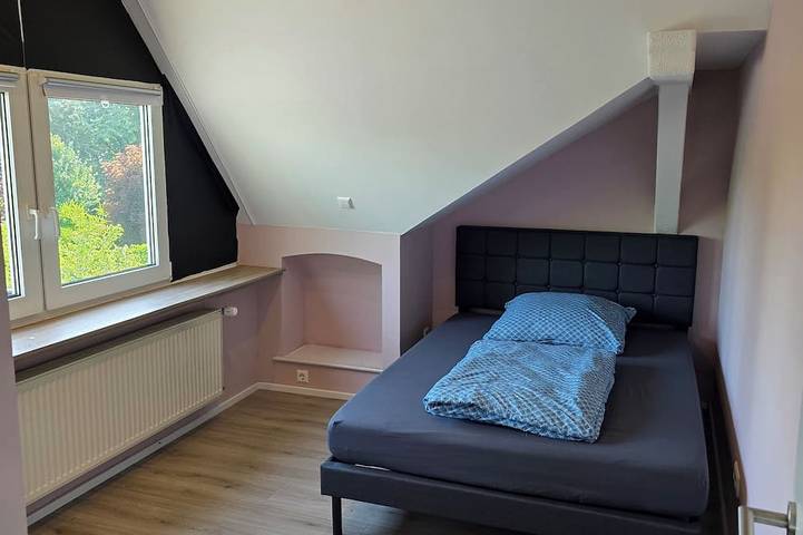 Ganze Wohnung, Gemütliche und helle Wohnung in Lahde- ruhig gelegen, mit kompletter Küche in Petershagen, Kreis Minden-Lübbecke