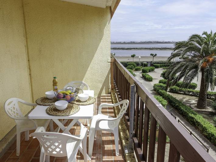 Ferienwohnung mit Meerblick für 4 Personen, mit Balkon und Terrasse in Gruissan