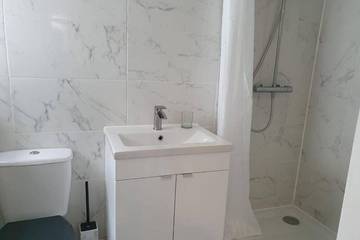 Apartment for 4 People in Warrington, Cheshire, Photo 2