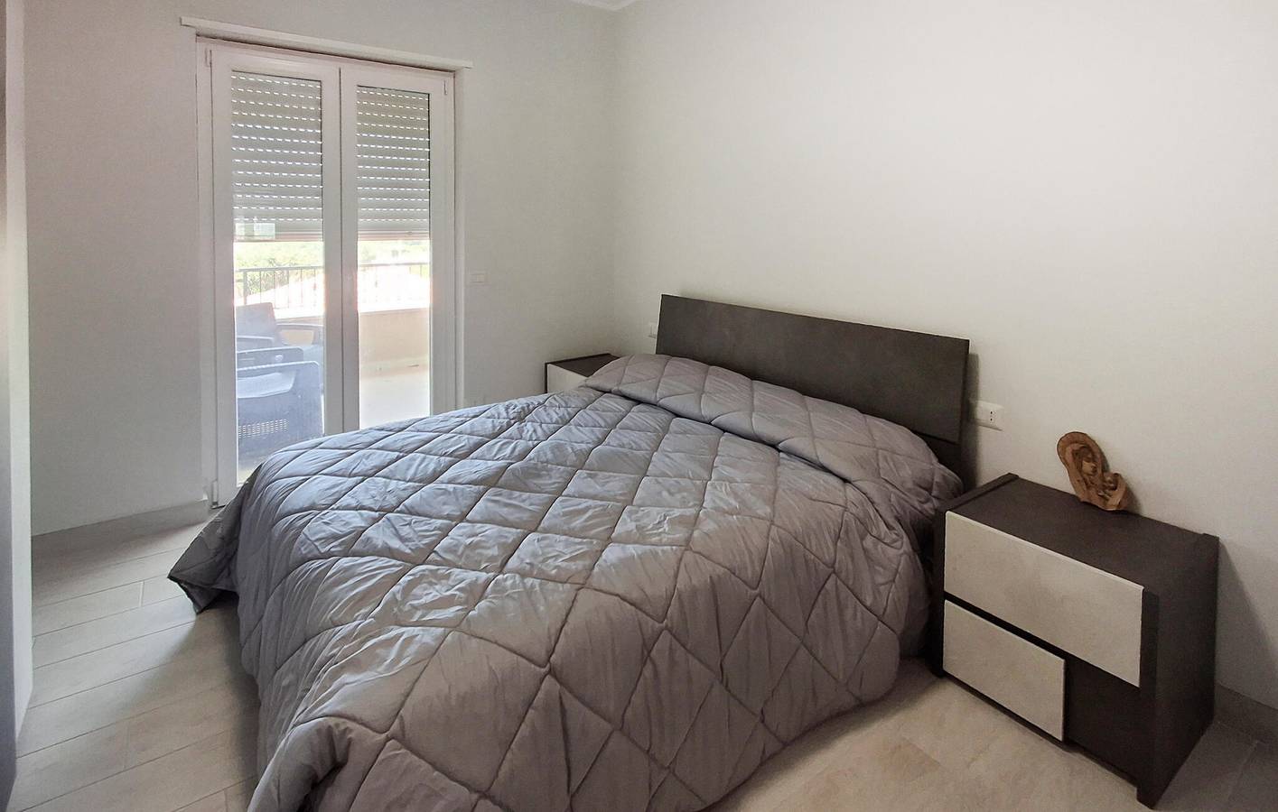 Ganze Ferienwohnung, Gemütliche Ferienwohnung mit Terrasse, WLAN und Parkplatz, 900 m vom Strand entfernt in Faro Capo Vaticano, Ricadi (gemeinde)