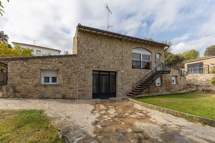 Chalet para 28 personas, con jardín, Se admiten mascotas en Castilla y León - 2