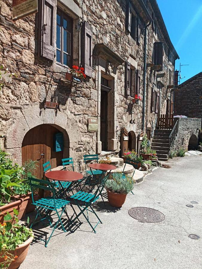 The Tavern in Castelnau-Pégayrols, Parc naturel régional des Grands Causses