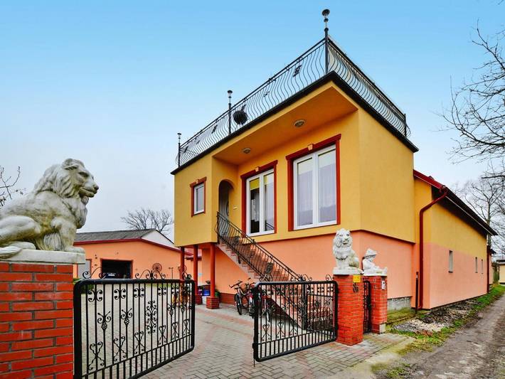 Dom dla 9 osób, z Taras i Widok na jezioro w Morze Bałtyckie