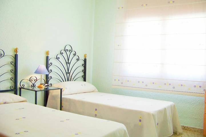 Villa pour 14 personnes, avec jardin à Miami Platja - 4