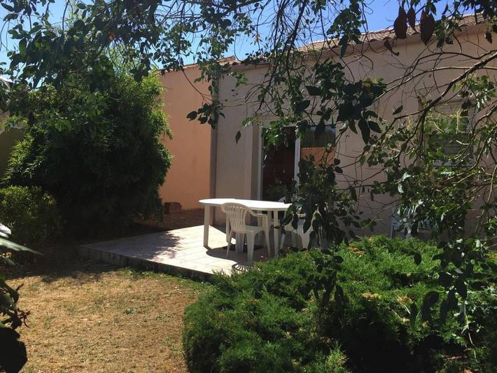 Gîte pour 4 personnes, avec terrasse dans Office De Tourisme De Longeville Sur Mer