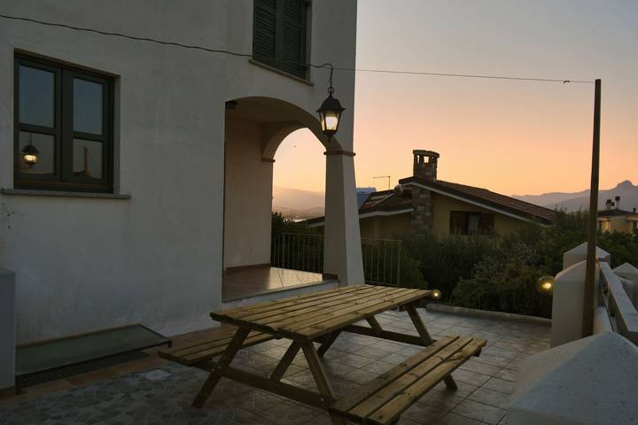Gîte pour 8 personnes, avec jardin à Tortolì - 3