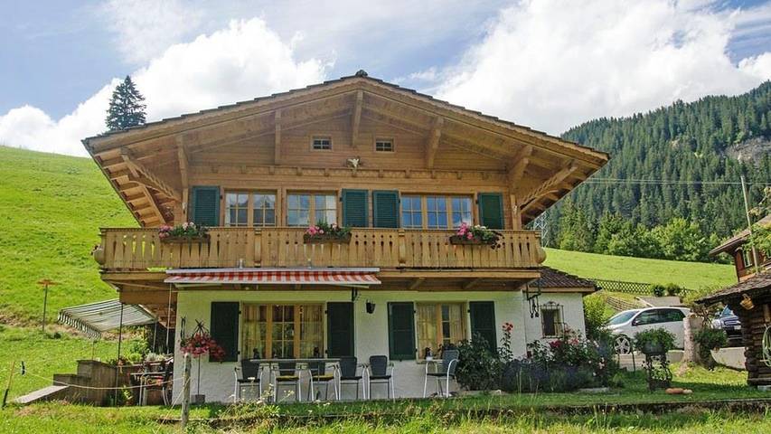 Hütte für 2 Personen, mit Balkon in Adelboden