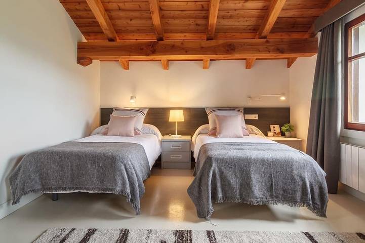 Location de vacances pour 8 personnes, avec jardin et terrasse à Gautegiz Arteaga - 4