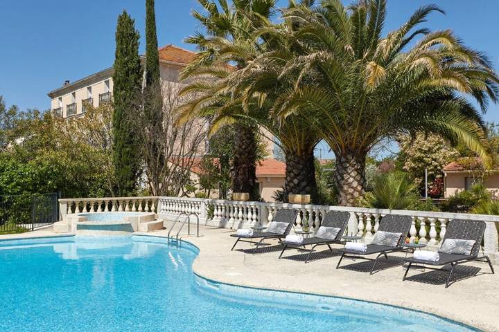 Hôtel pour 4 personnes, avec jardin ainsi que vue et piscine à Nézignan-l'Évêque - 3