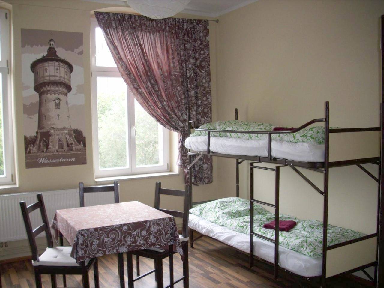 Twin Room with Shared Bathroom in Halle, Saale-Unstrut