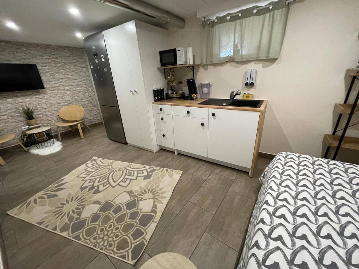 Appartement entier, One-Bedroom Apartment in Differdange, Luxembourg