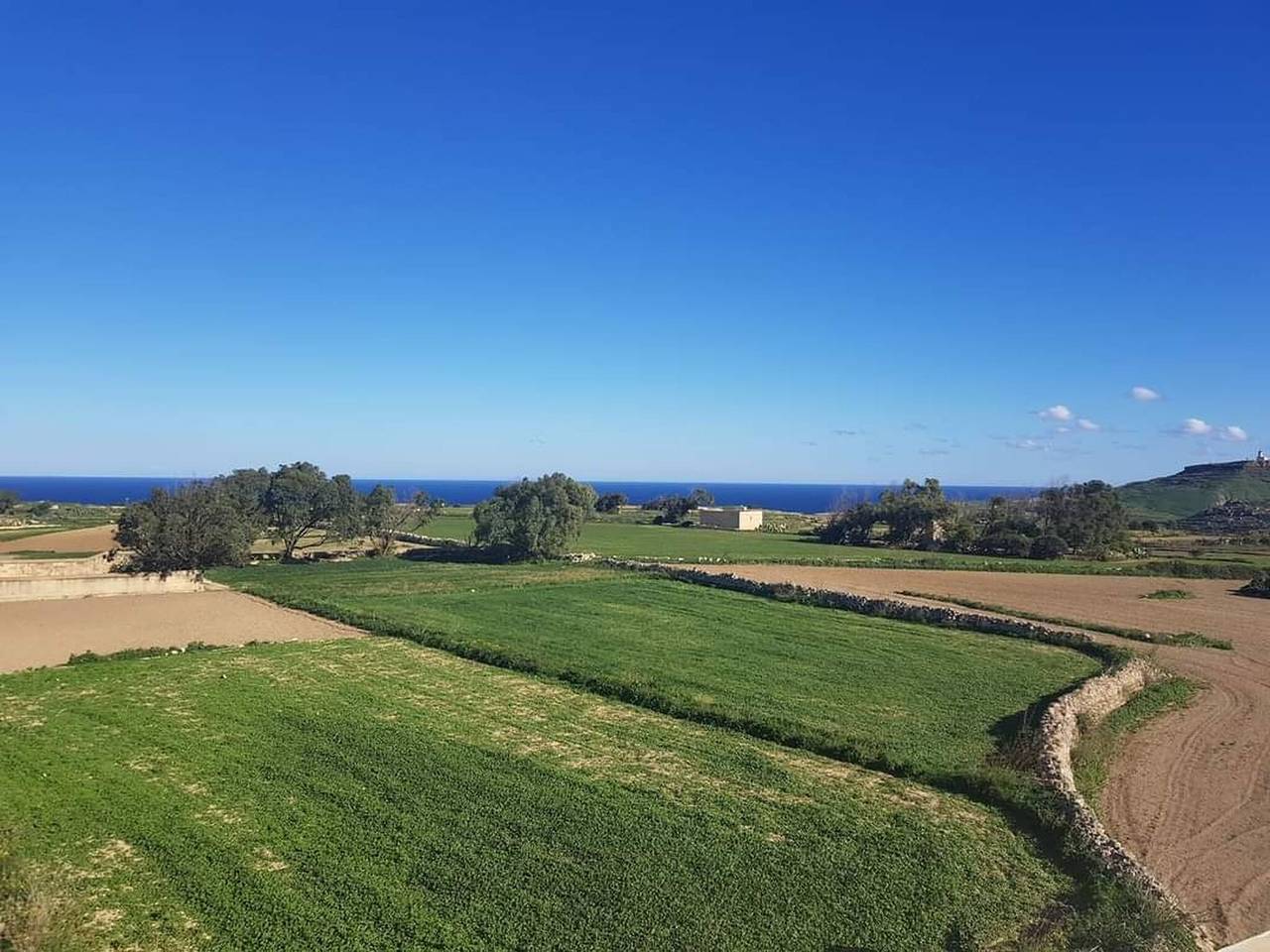 Farmhouse Villa with large pool & garden in Gharb, Gozo