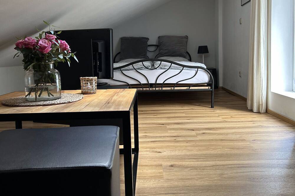 Das kleine rote Ferienhäuschen im historischen Ortskern von Nümbrecht in Nümbrecht, Oberbergischer Kreis