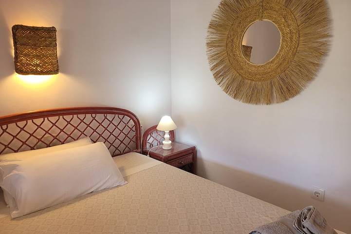 Ferienhaus mit Garten 150m vom Sandstrand in Las Marinas, Dénia