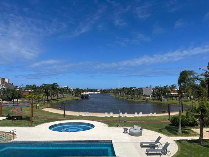 Casas e apartamentos de temporada para 7 pessoas em Xangri-lá