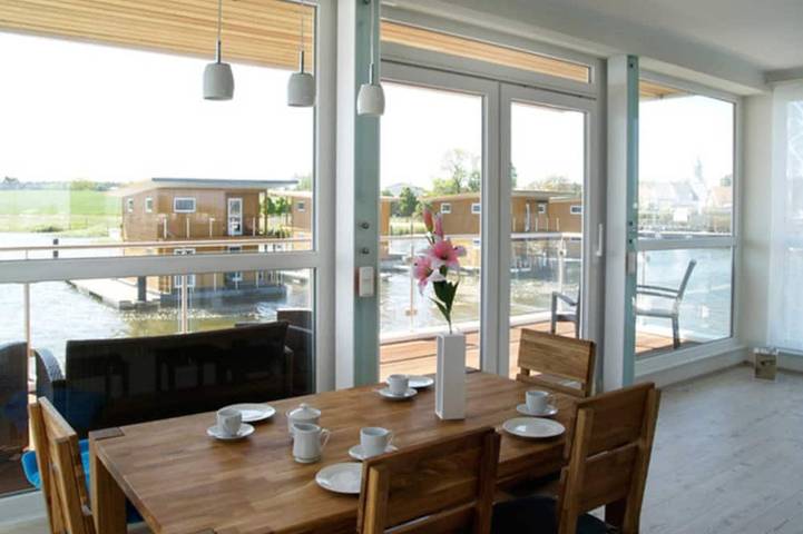 Ferienhaus für 6 Personen, mit Balkon, mit Haustier in Kröslin