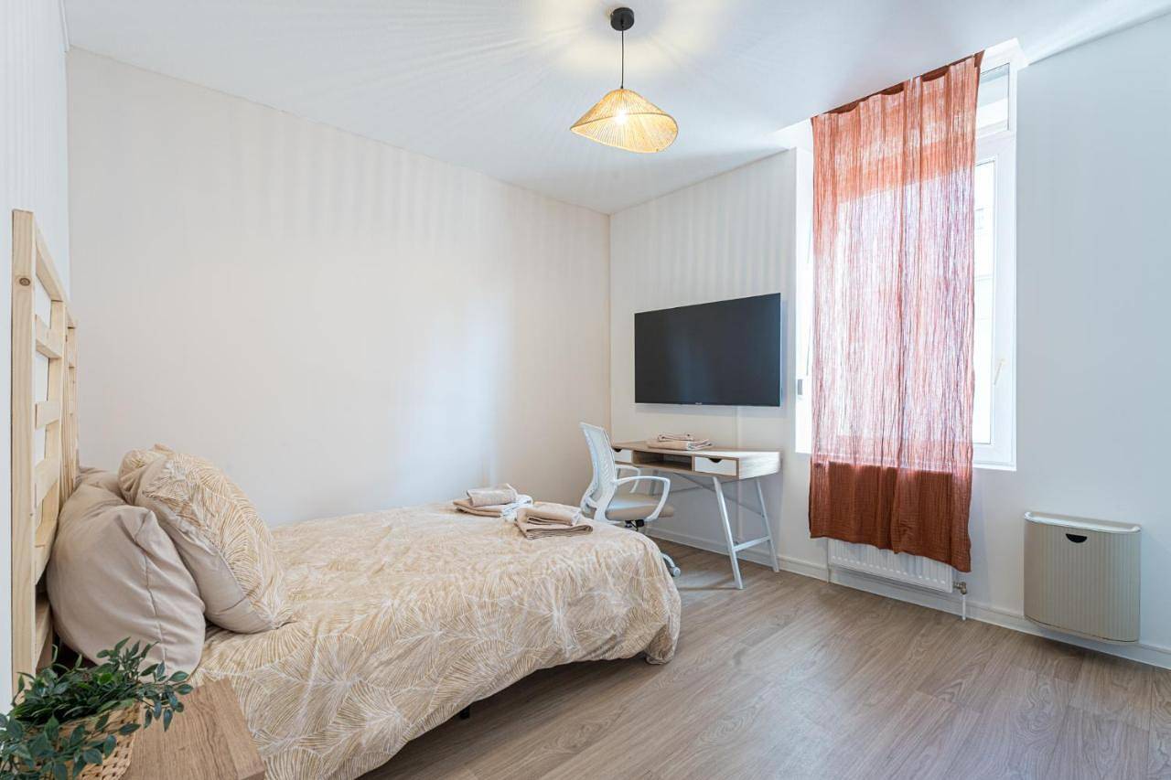 Appartement entier, Mélissa - Lumineux, moderne - Gare - Wifi - Stream in Homécourt, Meurthe-et-Moselle
