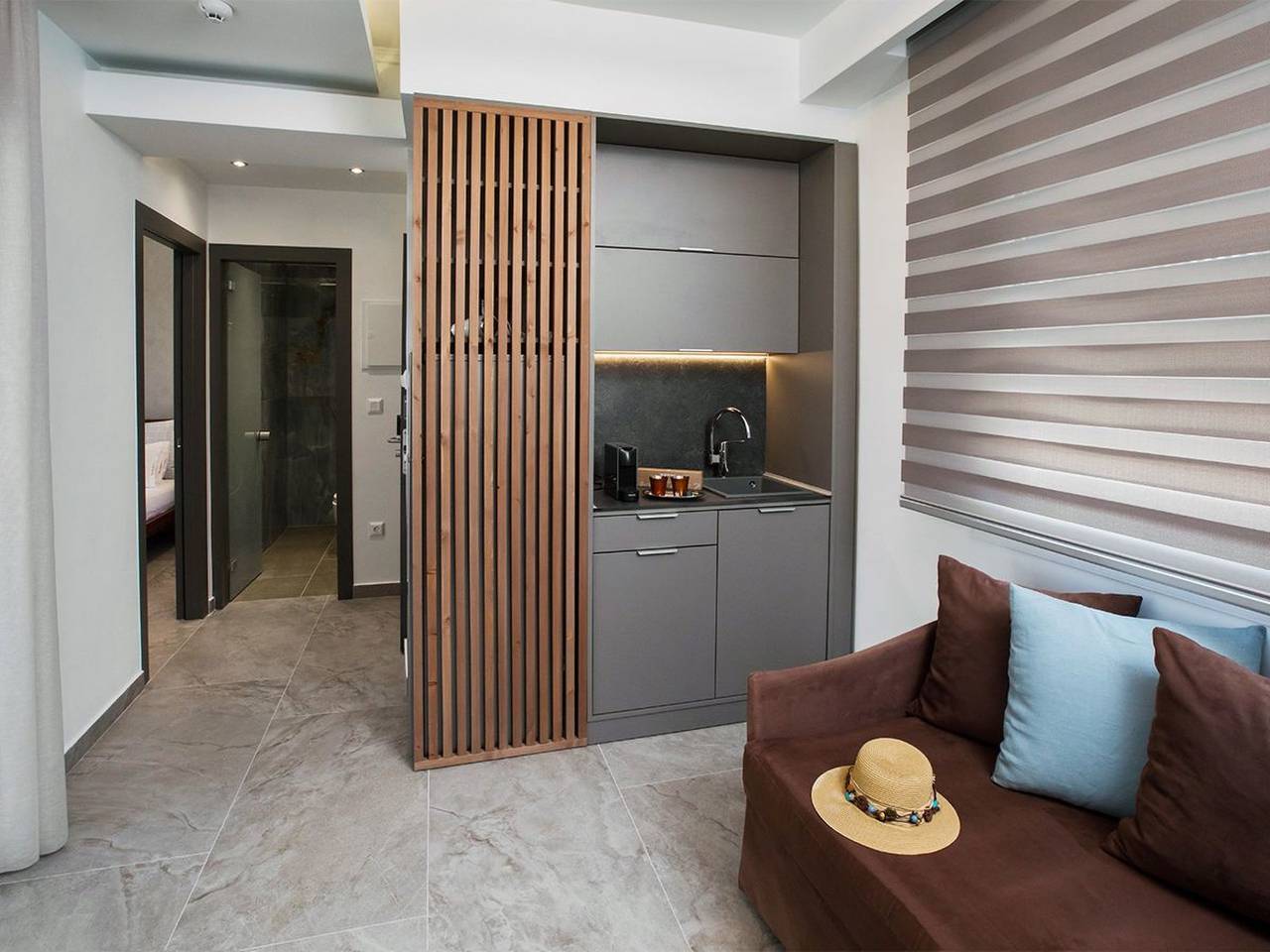 Ganze Wohnung, In Pallini mit Eigener Terrasse in Polychrono, Kassandra