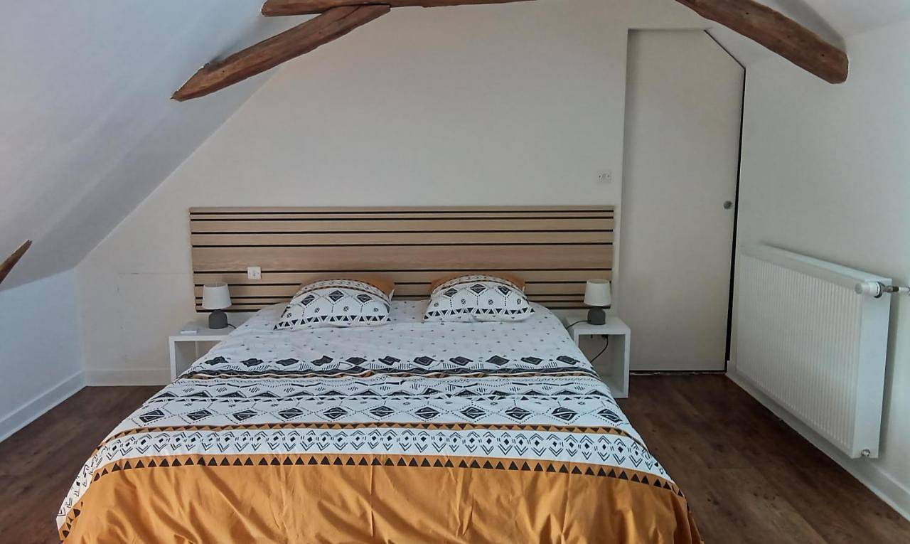 Bed and Breakfast au calme in Avoise, Sarthe