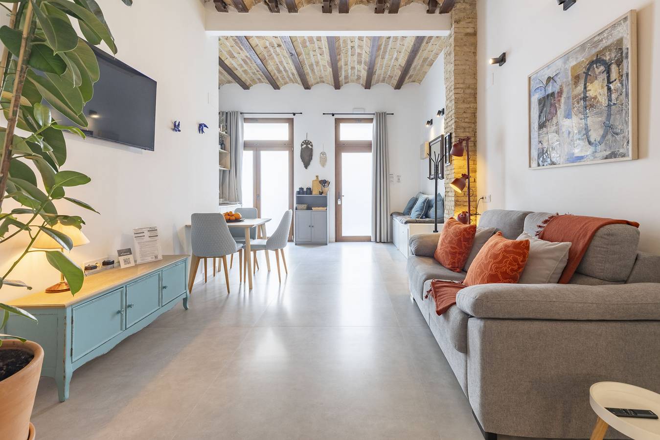 Apartamento entero, Apartamento de vacaciones para 4 personas con terraza in Valencia City Centre, Valencia