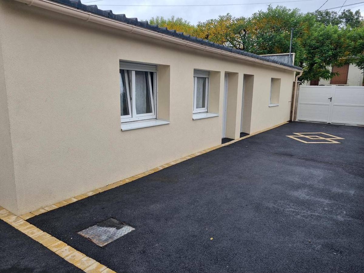 Appartement entier, One-Bedroom Apartment in Mitry-Mory, Seine-et-Marne