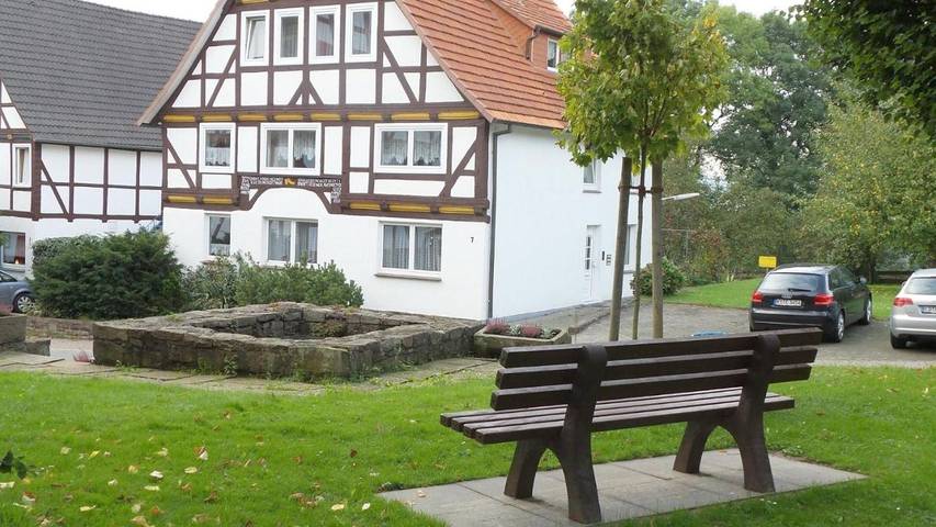 Ferienwohnung für 2 Personen, mit Garten und Ausblick in Trendelburg - 2