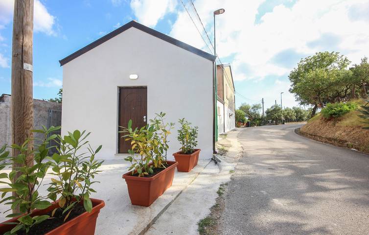 Casa vacanza per 4 persone, con Terrazza a Pioppi