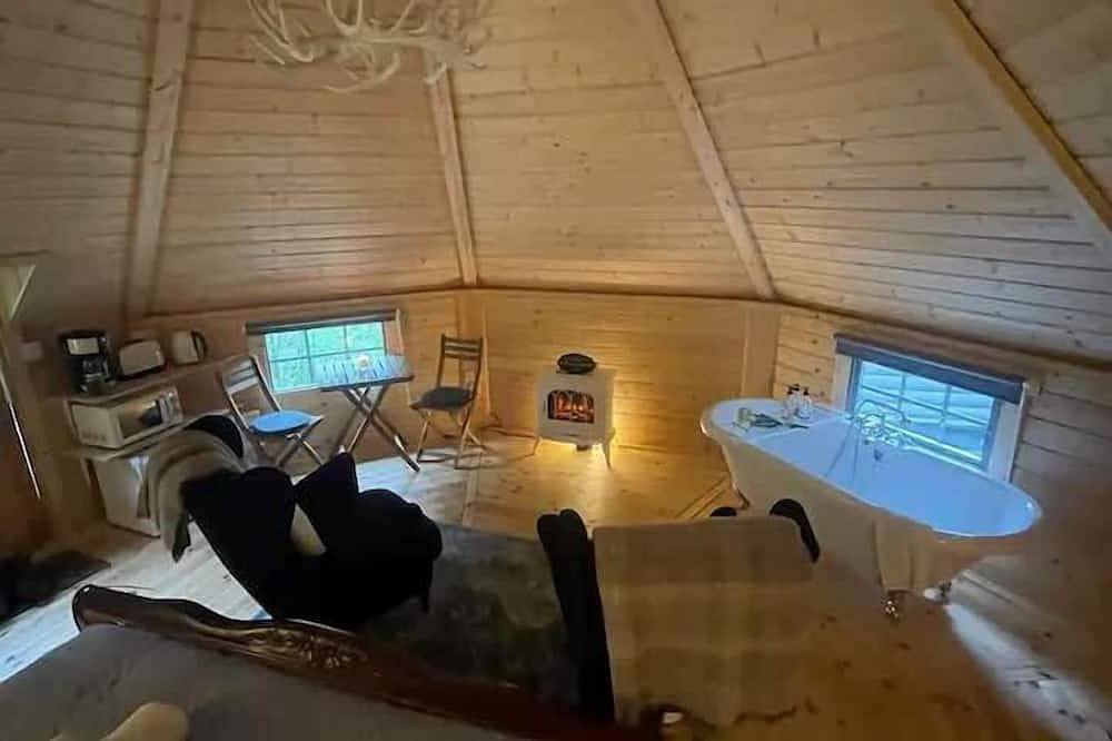 Ganze Wohnung, Birch Lodge at Aos Sí in Highlands
