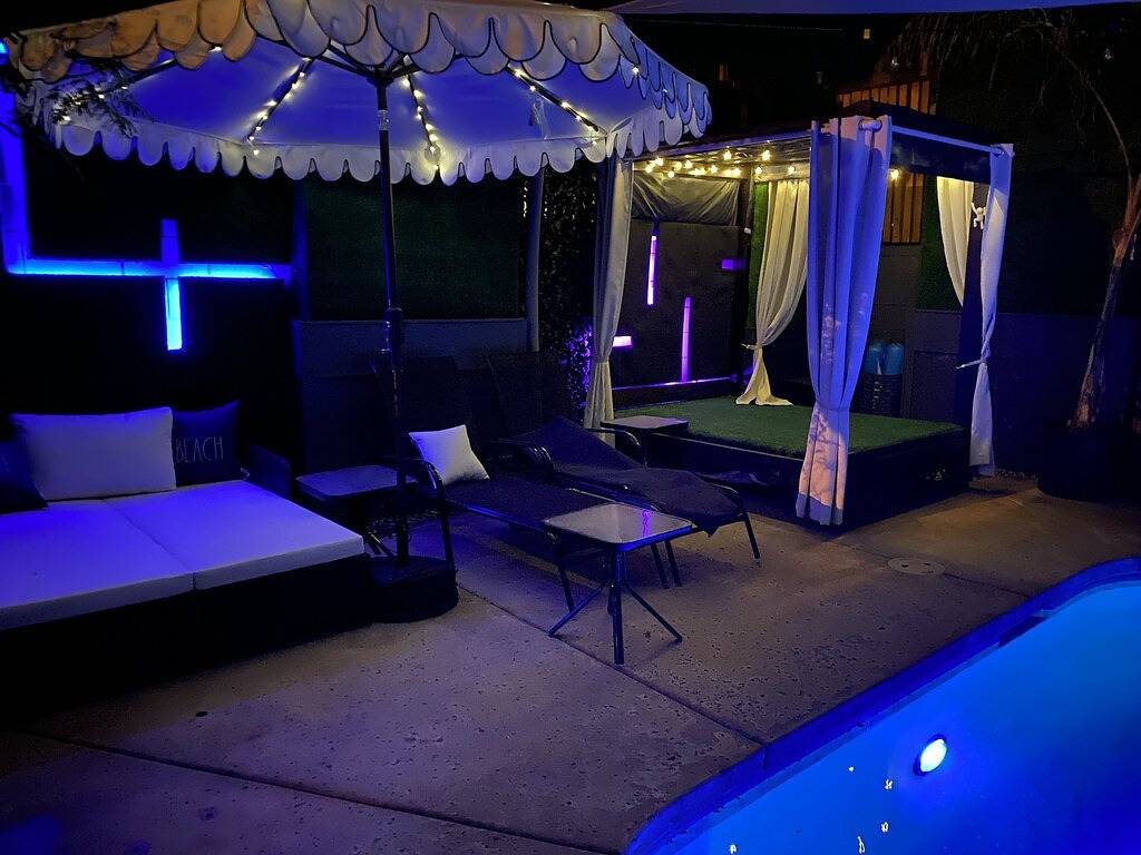 Coachella Desert House 6 bdr Pool Spa Games in Coachella, Coachella Valley